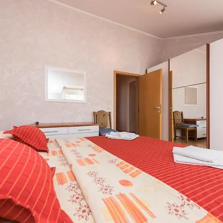 Apartmants Ivana & Toni 프리블라카