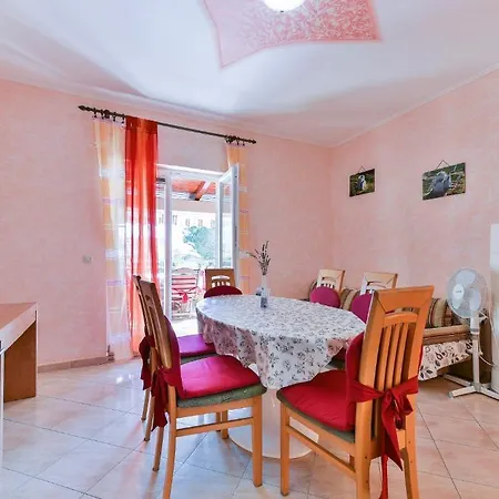 Apartmants Ivana & Toni 프리블라카