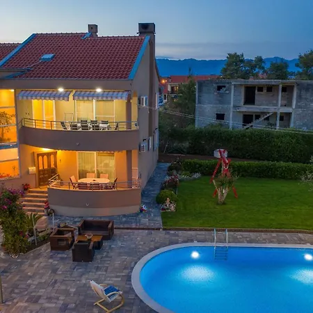 Apartmants Ivana & Toni Apartment