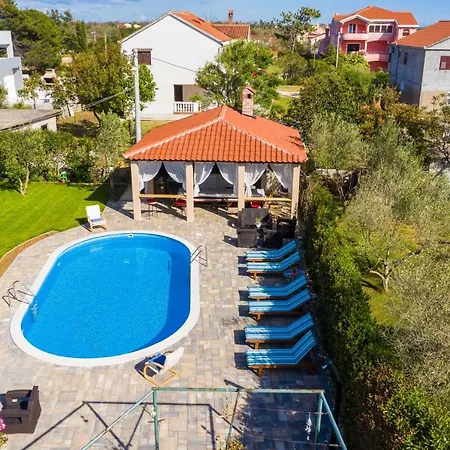 Apartmants Ivana & Toni Appartamento *